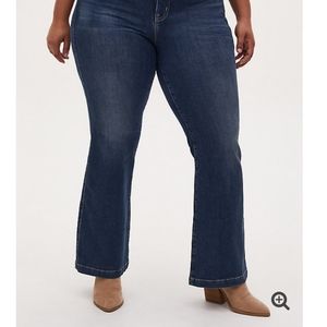 Bombshell flare jeans